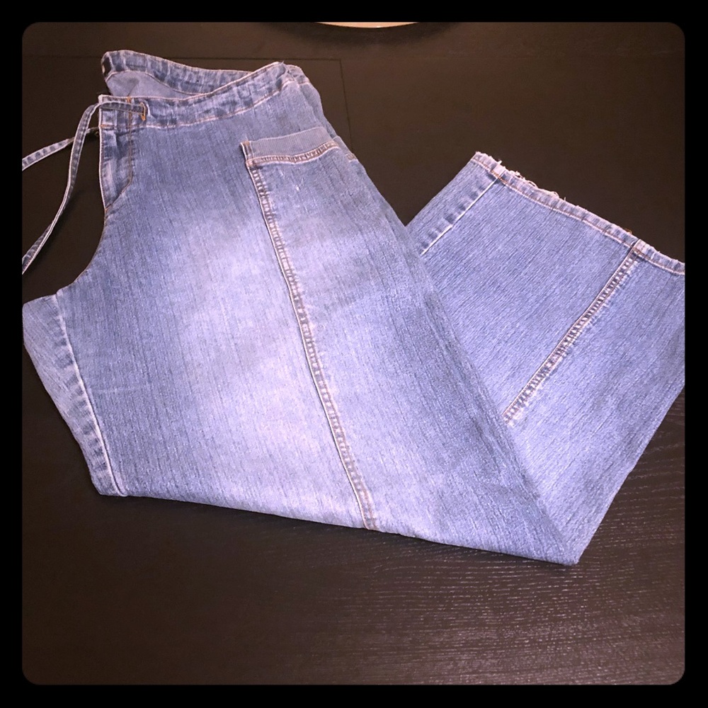 Vintage wide legged jean